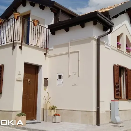 La Mansarda Nel Borgo Chalet