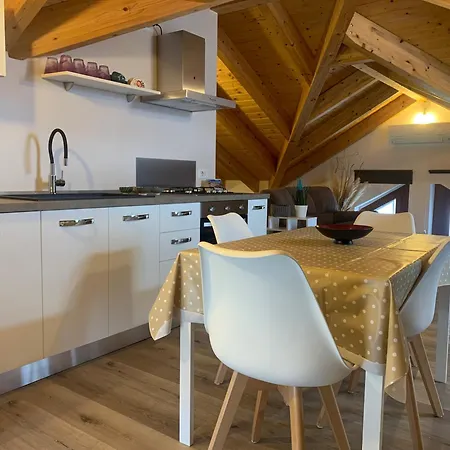 La Mansarda Nel Borgo Chalé Borgo Venusio